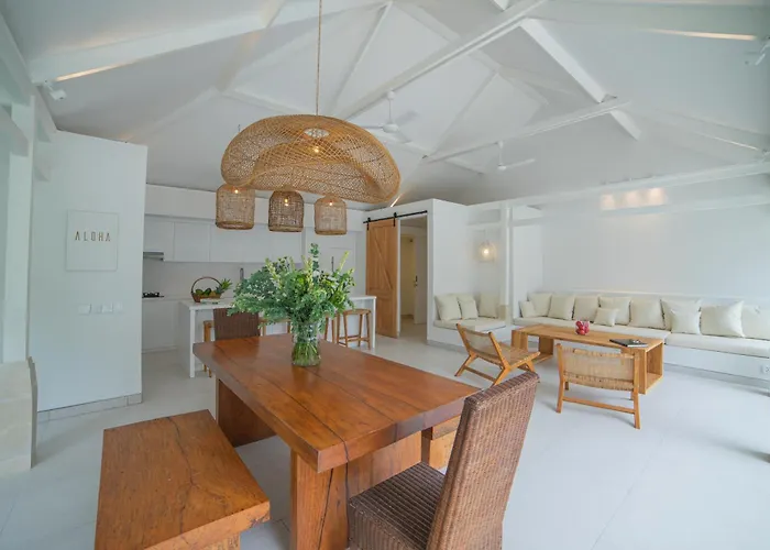 Soma Estate - Elegant 4br In Oasis * Ubud