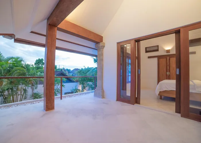 Soma Estate - Elegant 4br In Oasis Villa Ubud