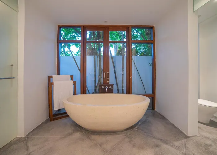 Soma Estate - Elegant 4br In Oasis * Ubud