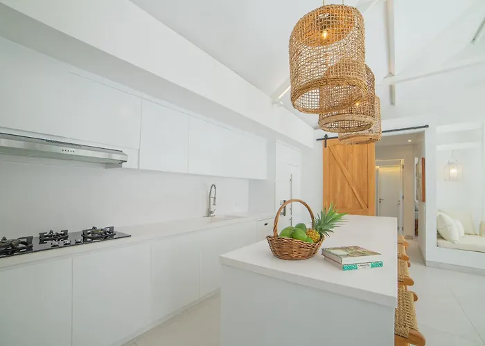 Soma Estate - Elegant 4br In Oasis * Ubud